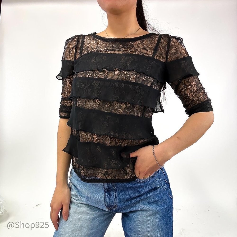 BCBG maxazria heelsWomen's Half Sleeves  Black Blouse - Picture 2 of 4